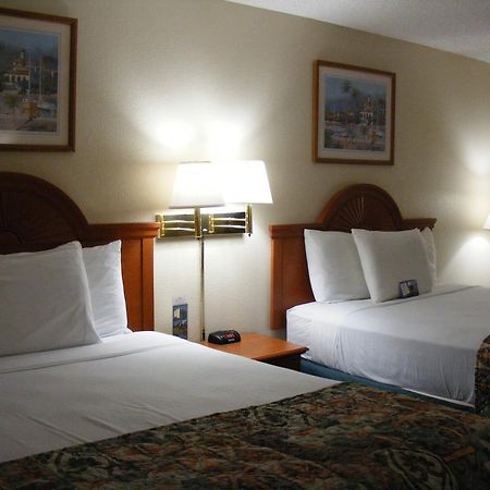 Baymont Inn & Suites Orlando/Universal Area Екстериор снимка