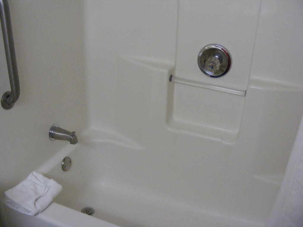 Baymont Inn & Suites Orlando/Universal Area Екстериор снимка