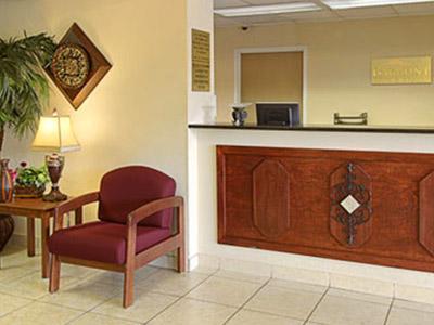 Baymont Inn & Suites Orlando/Universal Area Интериор снимка